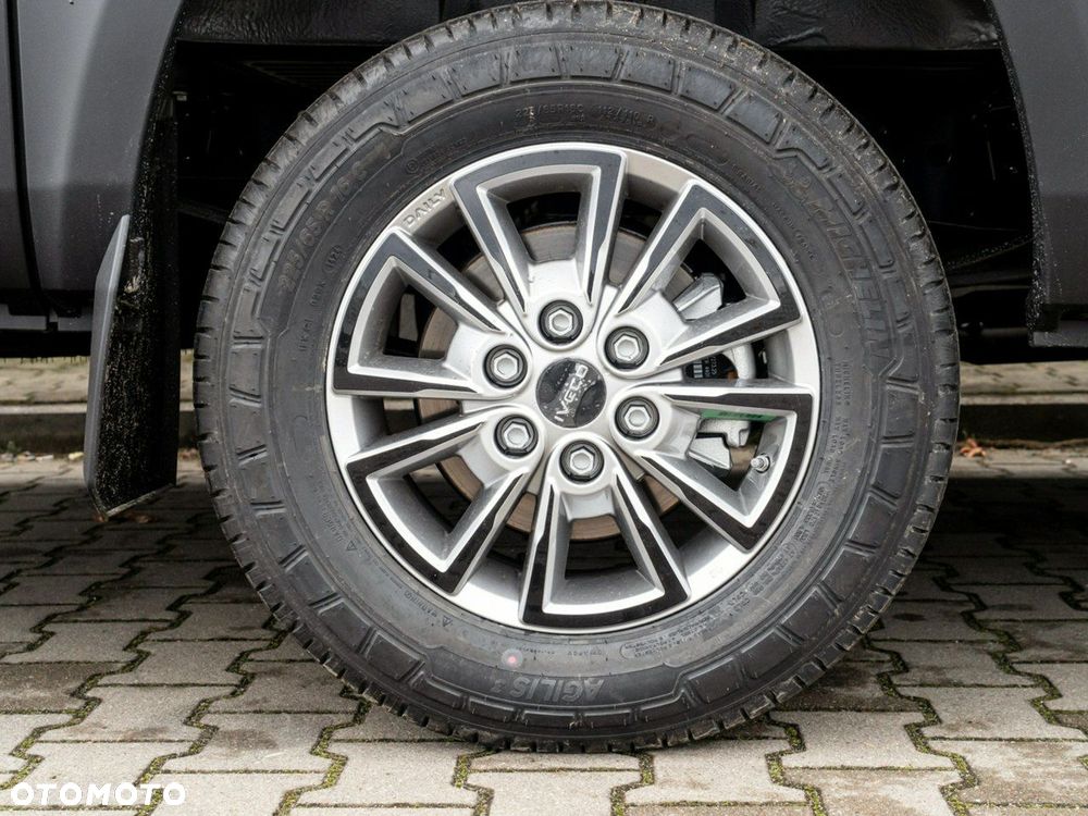 Iveco Daily 35S18A8H V - 6