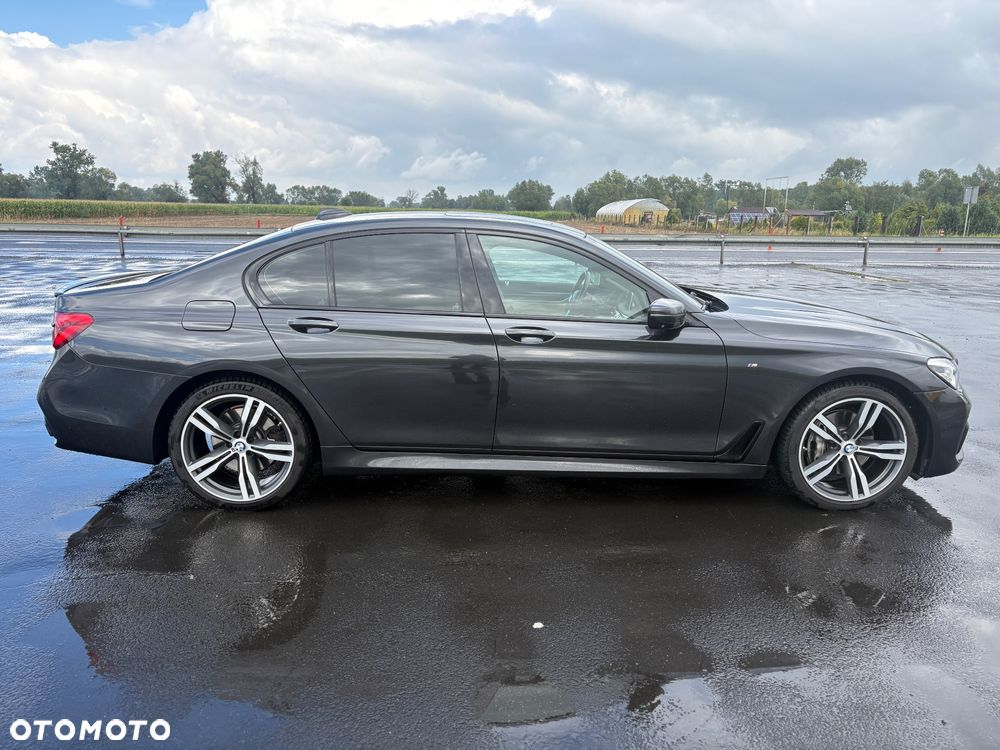 BMW Seria 7 730d - 17