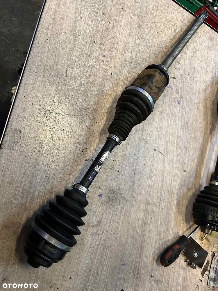 Półoś prawa długa Bmw f10 f11 przednia