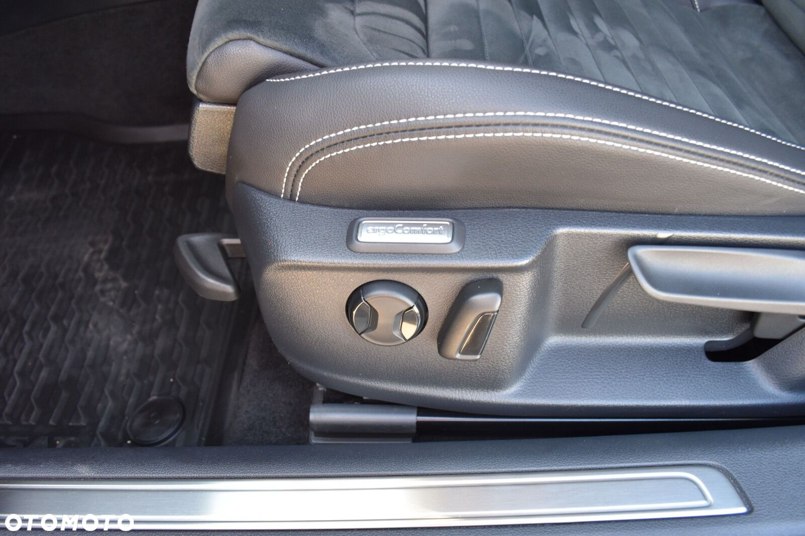 Volkswagen Passat 2.0 TDI EVO Elegance DSG - 31