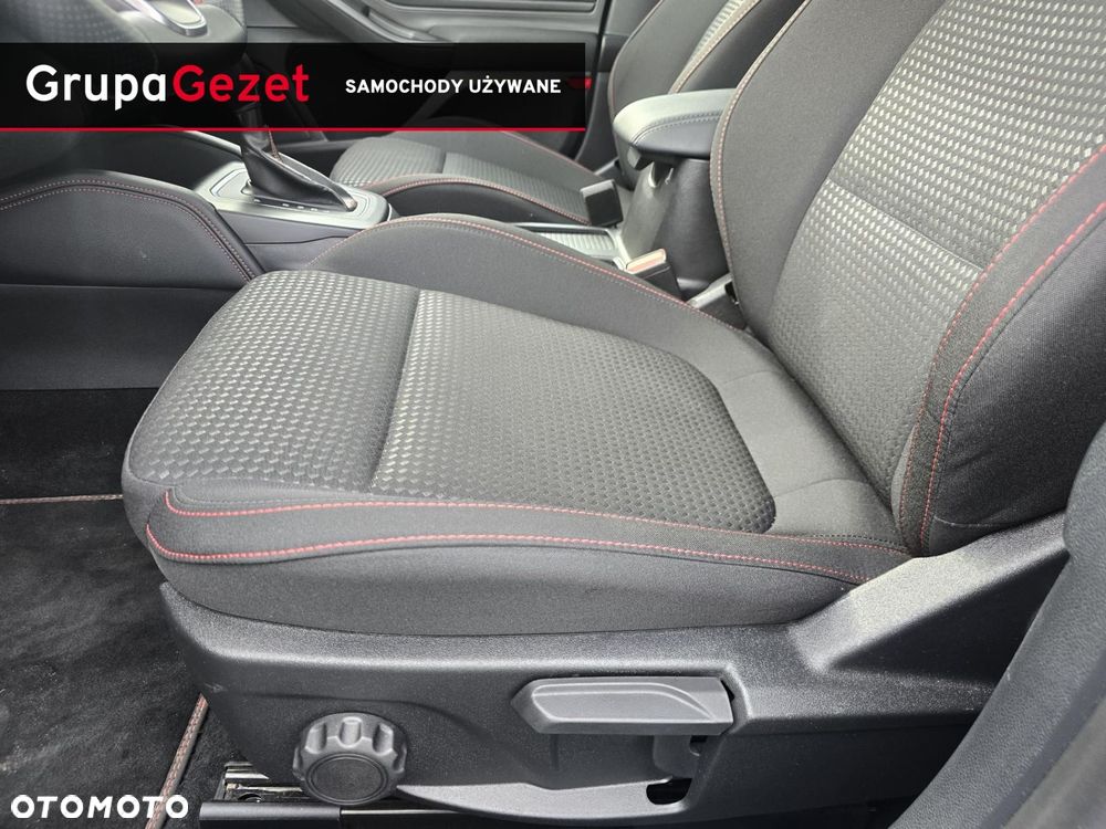 Ford Focus - 33