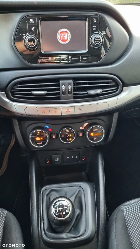 Fiat Tipo 1.4 16V More - 22