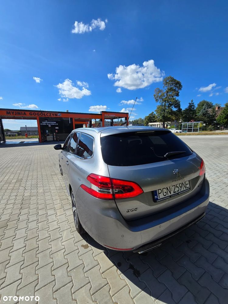Peugeot 308 1.2 PureTech Allure S&S - 5
