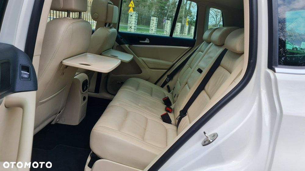 Volkswagen Tiguan 2.0 TDI DPF 4Motion BlueMotion Technology DSG Exclusive - 8