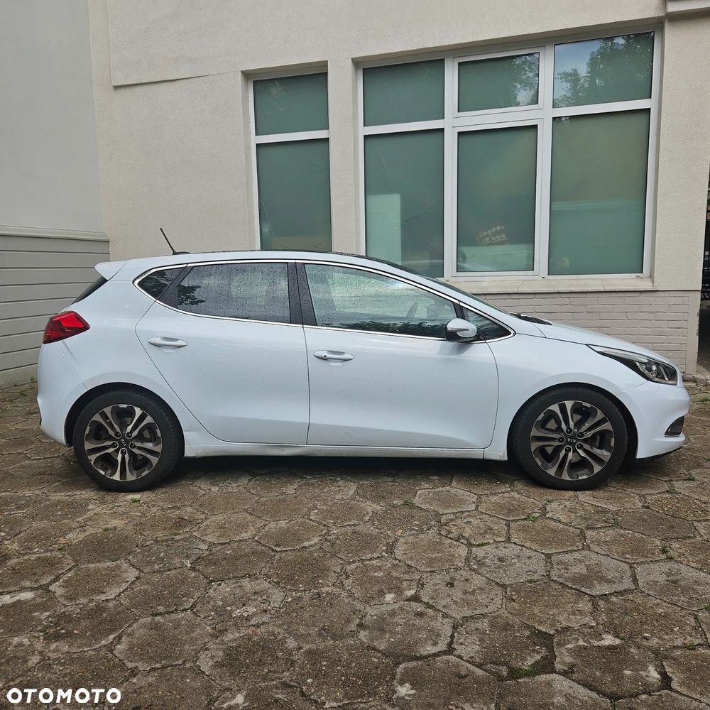 Kia Ceed 1.6 GDI L Business Line DCT - 21