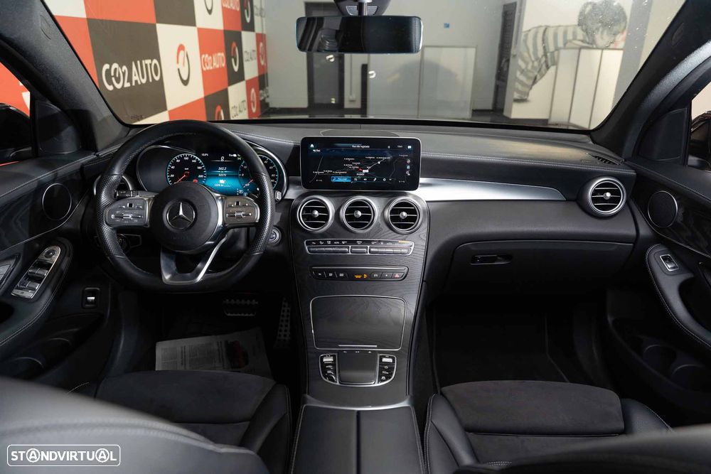 Mercedes-Benz GLC 300 e Coupe 4Matic - 8