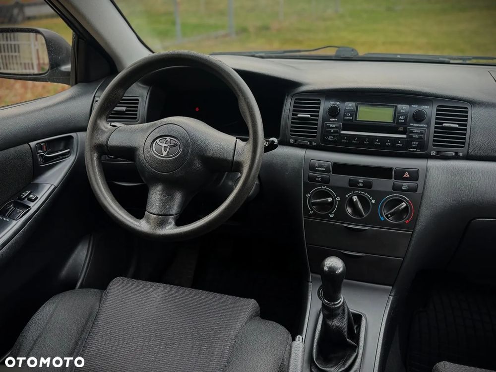 Toyota Corolla 1.4 VVT-i - 8