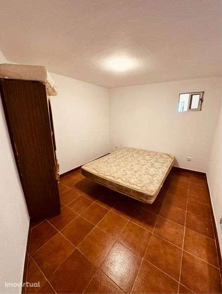 Casa T1 em Alcoentre - entrada 1/11/2025 - Grande imagem: 3/6