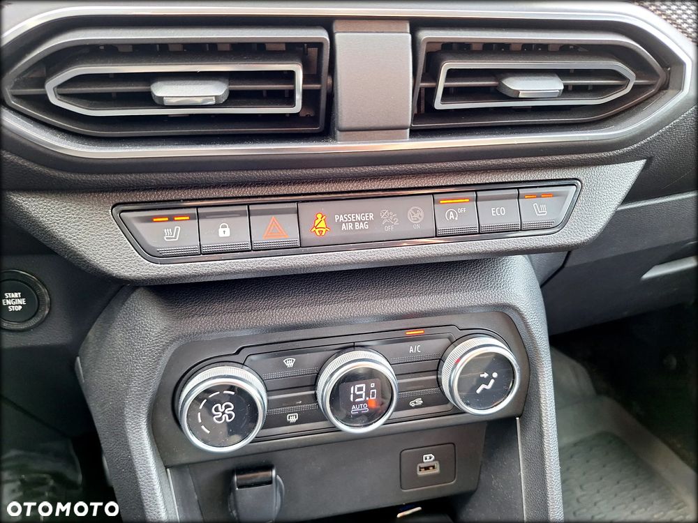 Dacia Jogger 1.0 TCe Extreme 7os - 17