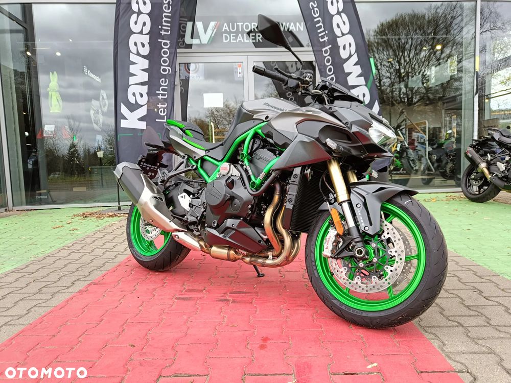Kawasaki H2 - 1
