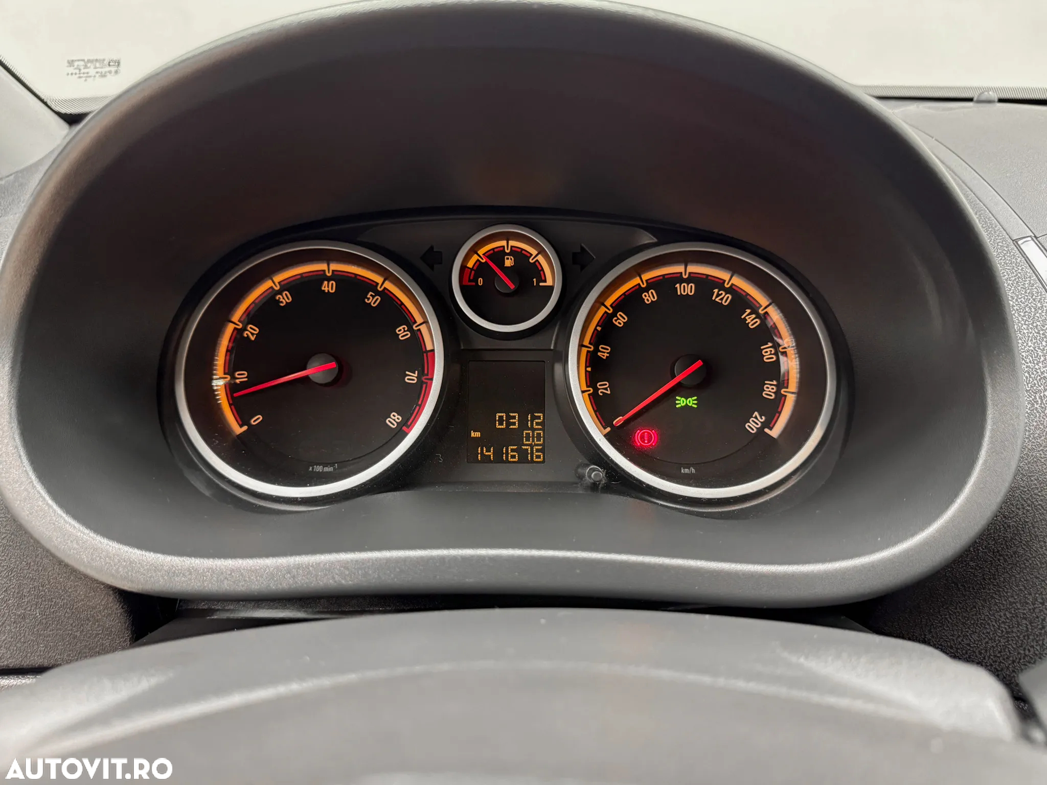 Opel Corsa 1.2 Essentia - 22