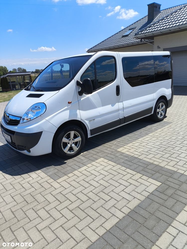 Opel Vivaro - 2