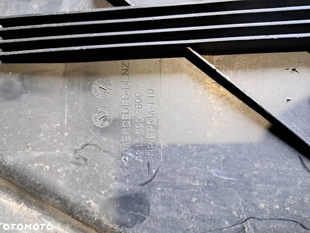 Ekran płyta osłona podwozia Mercedes E-Klasa W213 A213 A2136902600 - 4