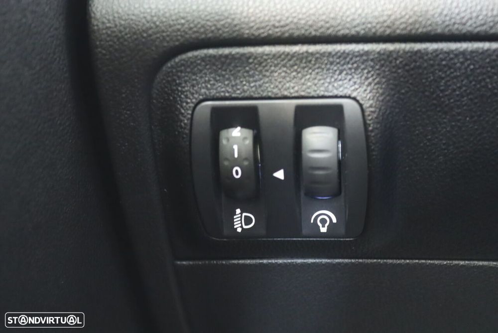 Renault Mégane Sport Tourer 1.5 Blue dCi Equilibre EDC - 24