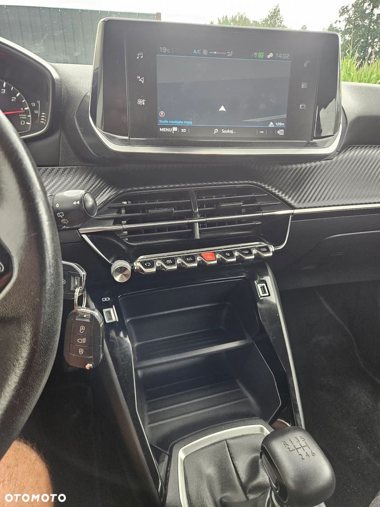 Peugeot 2008 BlueHDi 100 STOP & START Style - 12