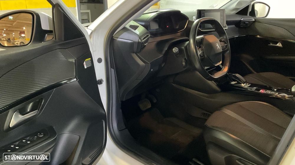 Peugeot e-208 50 kWh Allure - 13