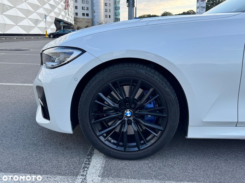 BMW Seria 3 320i xDrive M Sport - 8