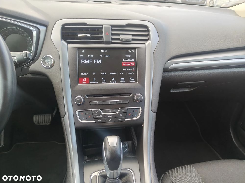 Ford Mondeo - 22