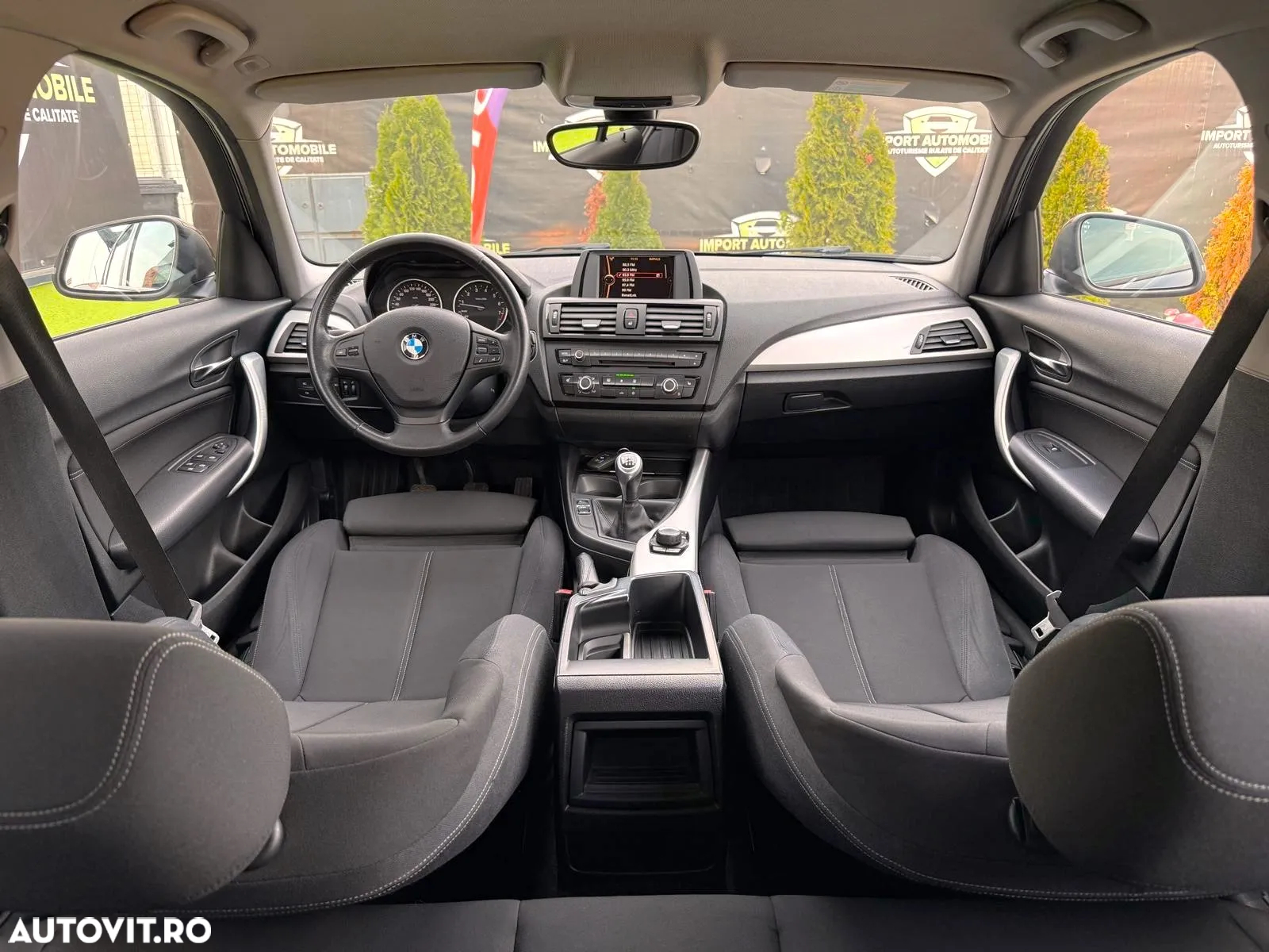 BMW Seria 1 116i - 23