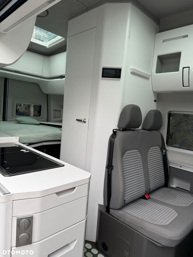Volkswagen Grand California - 5