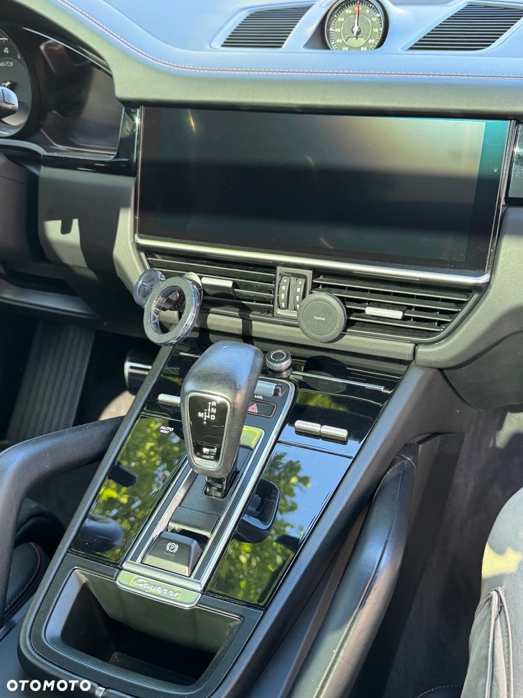 Porsche Cayenne GTS - 10