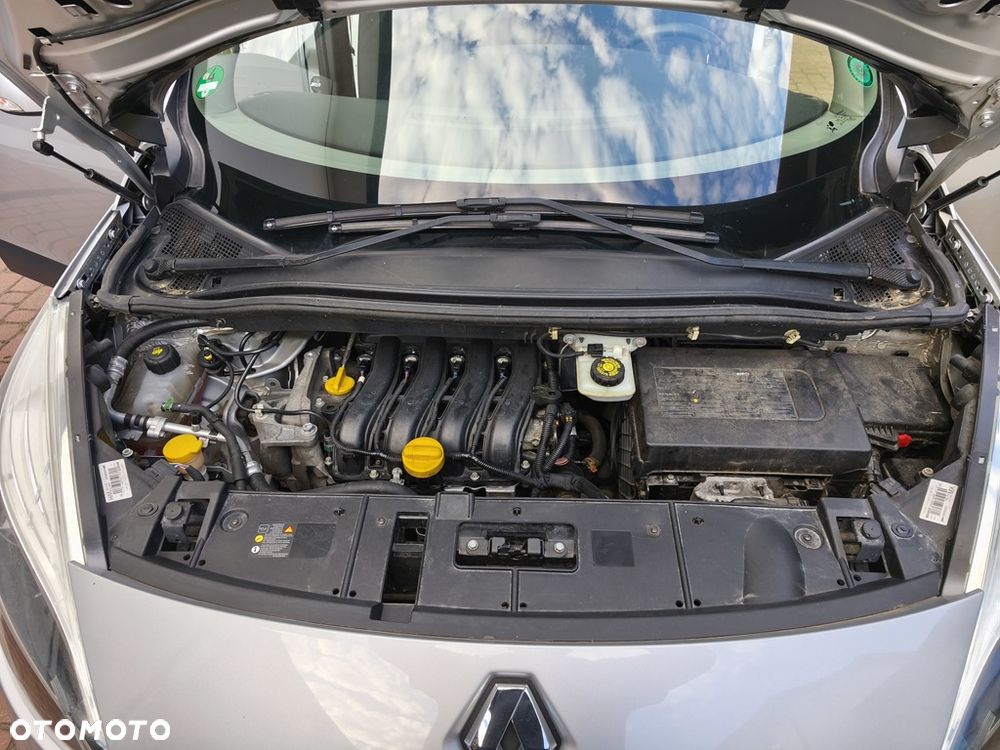 Renault Scenic 1.6 16V 110 TomTom Edition - 31