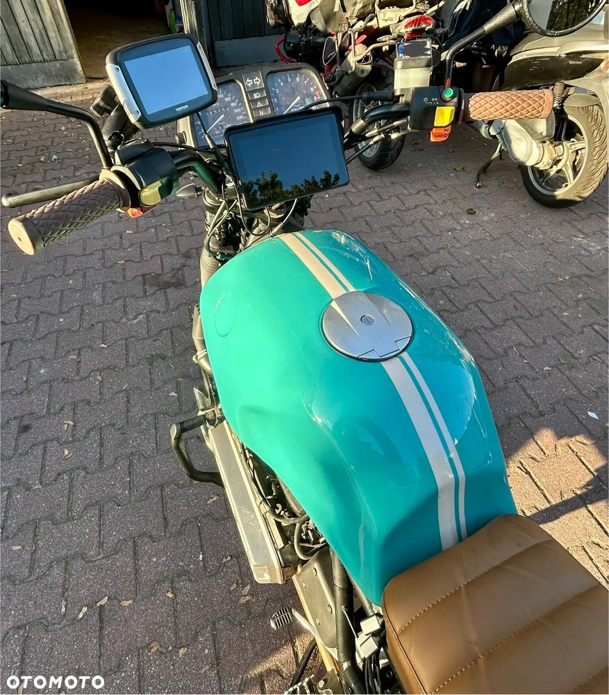 BMW K - 9