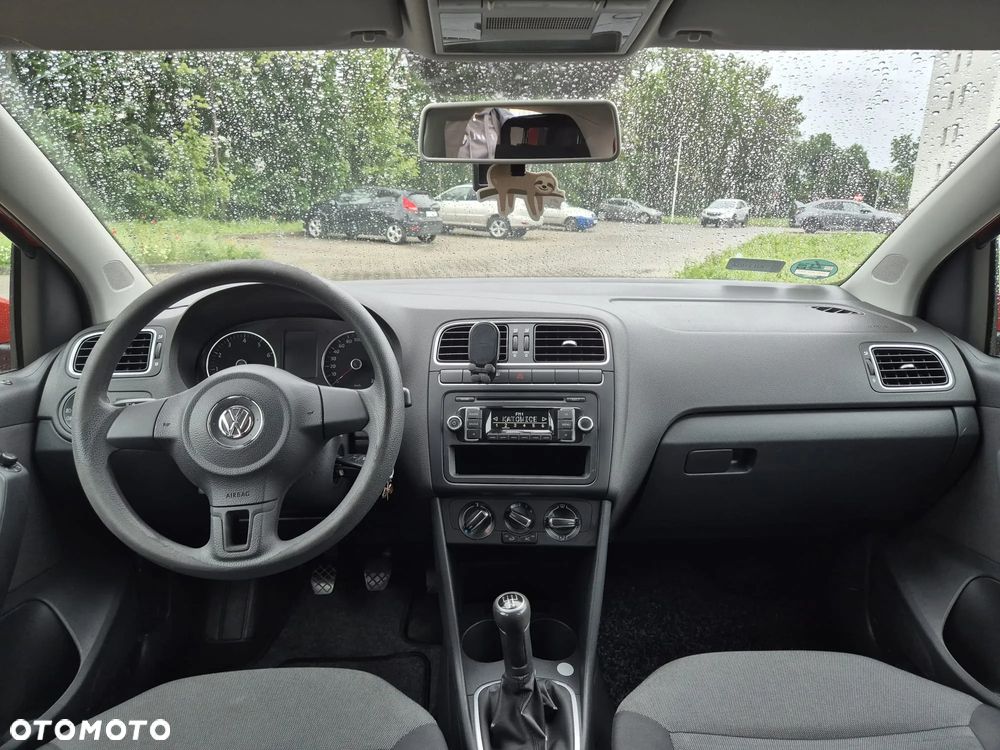 Volkswagen Polo 1.4 16V Trendline - 13