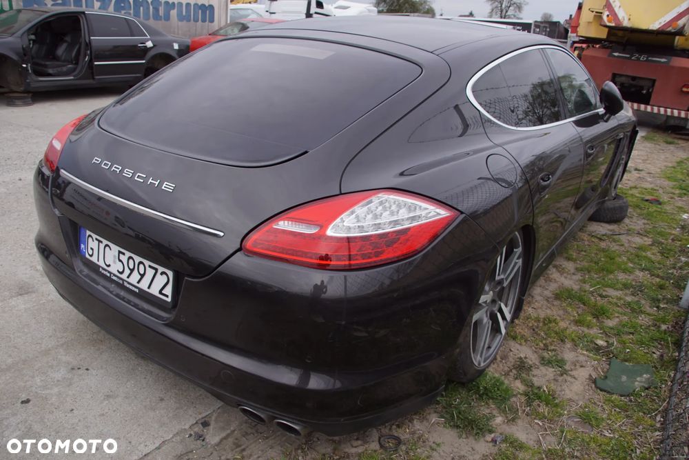 Auto na cześci 692106889 Porsche Panamera 4S 970 silnik 4.8 V8 M4840 skrzynia pdk C7035 lakier LM9Z lampy lampa alternator rozrusznik skrzynia silnik drzwi klapa zderzak pas przedni licznik komputer sterownik pompa abs wydech tłumik - 3