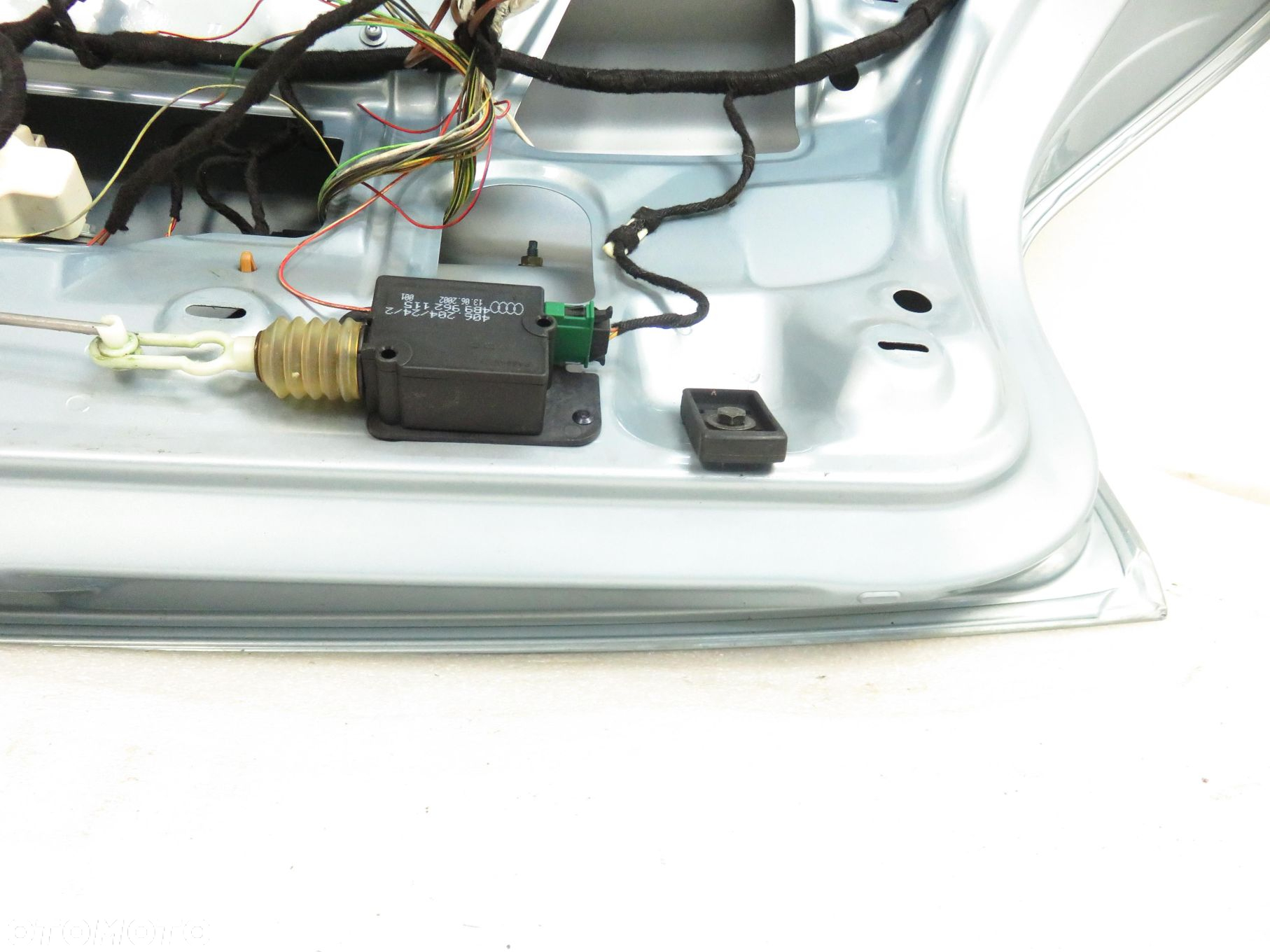 KLAPA BAGAZNIKA AUDI A3 (8L1) LY7R LOTKA S3 - 4