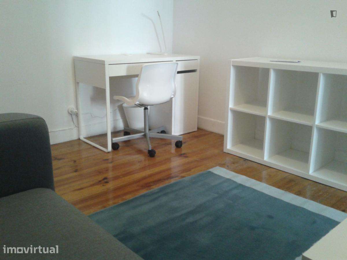 Quarto - localizado em Xabregas Lisbon - Grande imagem: 5/9