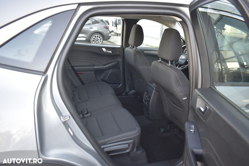 Ford Kuga - 41