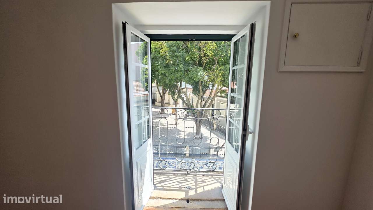 Apartamento para arrendar Praça das Flores-Lisboa - Grande imagem: 3/19