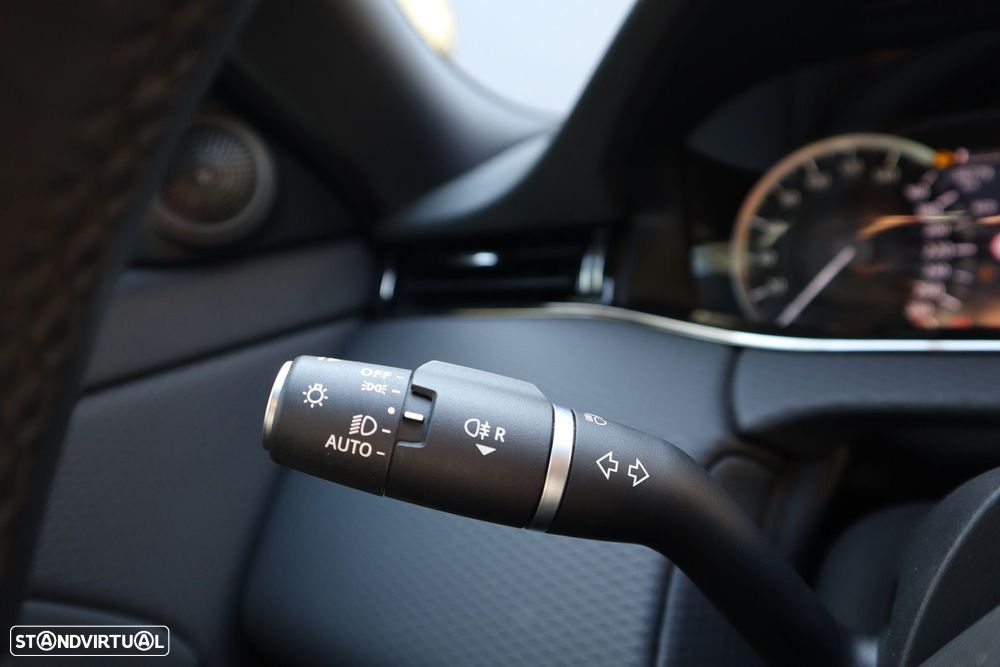 Land Rover Range Rover Evoque 1.5 P300e AWD R-Dynamic Auto - 46