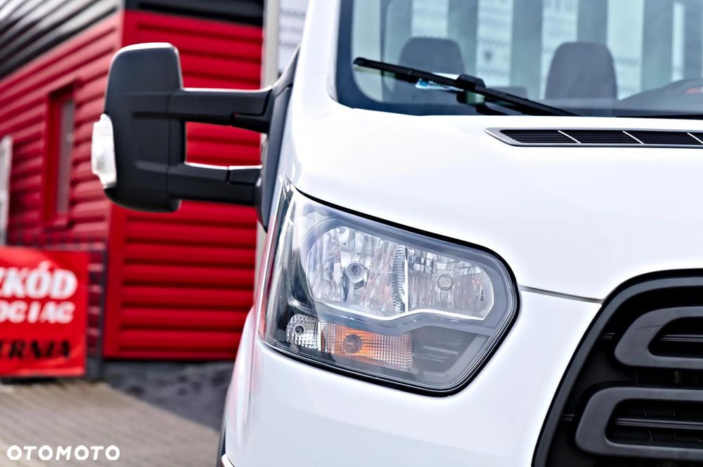 Ford Transit - 15