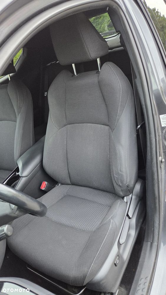 Toyota C-HR Business-Edition - 25