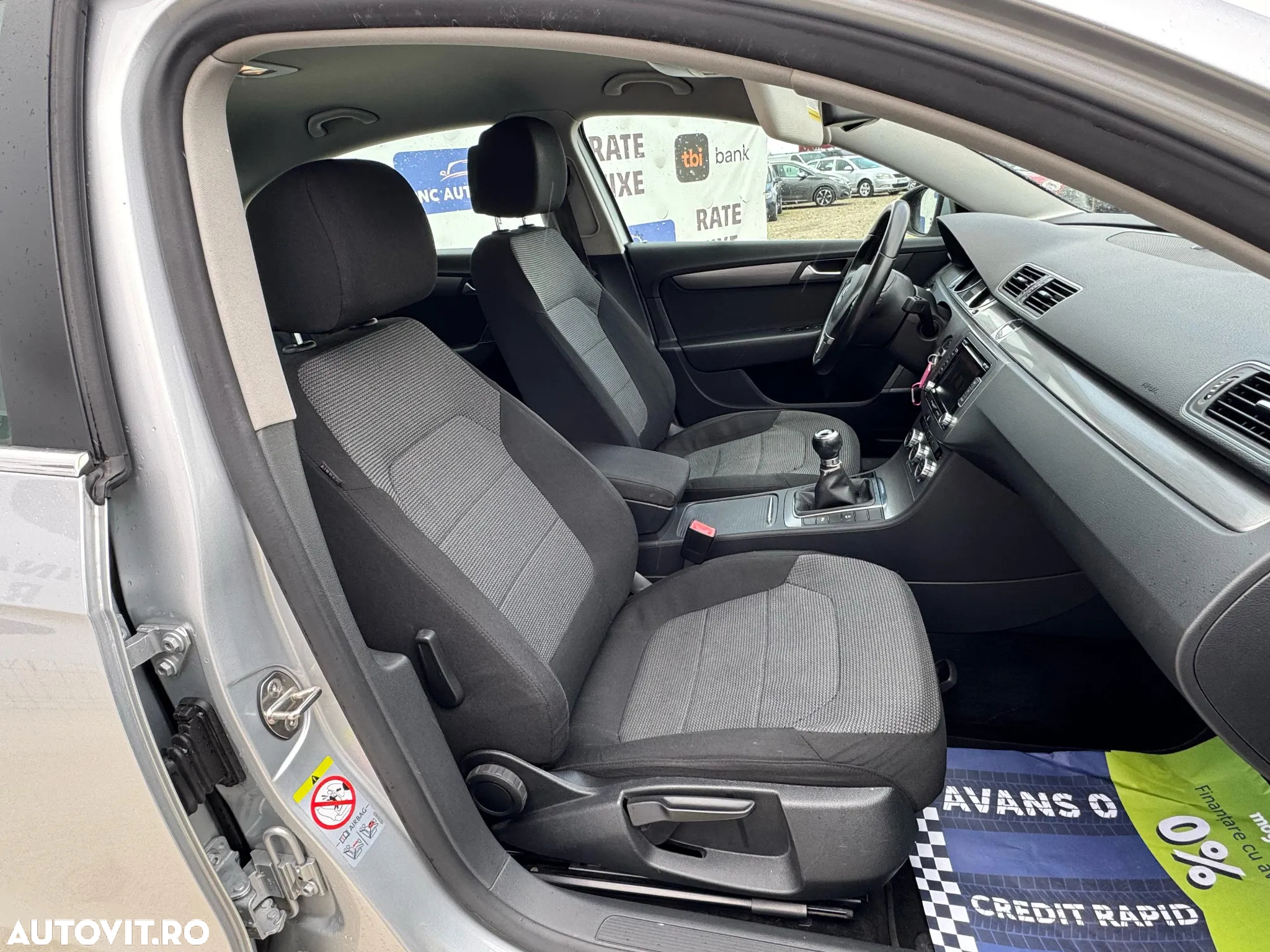 Volkswagen Passat 1.6 TDI BlueMotion Technology Comfortline - 7