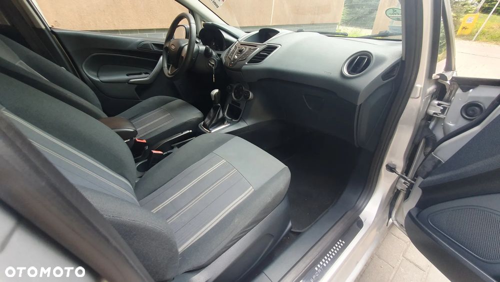 Ford Fiesta - 9