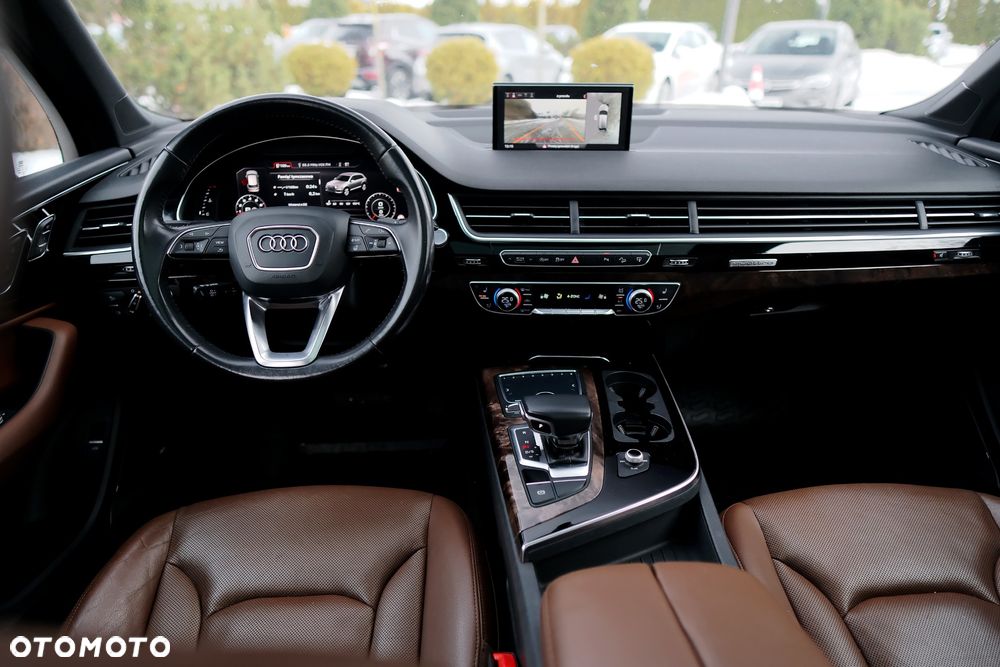 Audi Q7 3.0 TFSI Quattro Tiptronic - 25