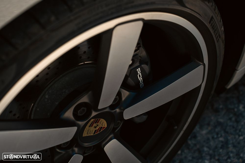 Porsche 911 (992) - 33