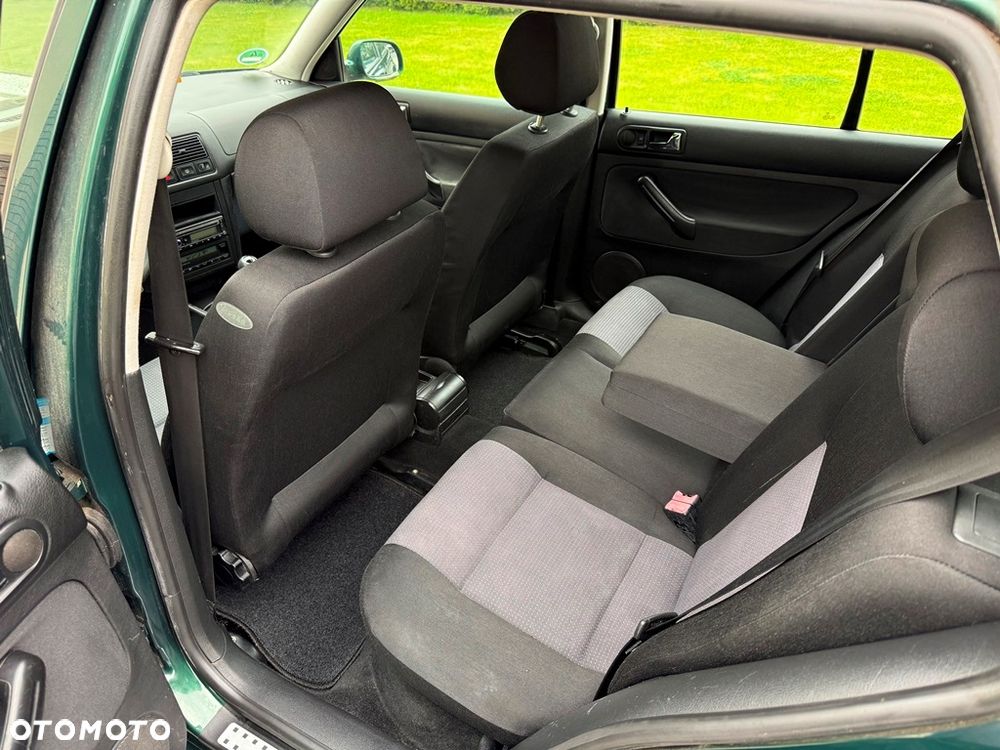 Volkswagen Golf 1.4 Goal - 24