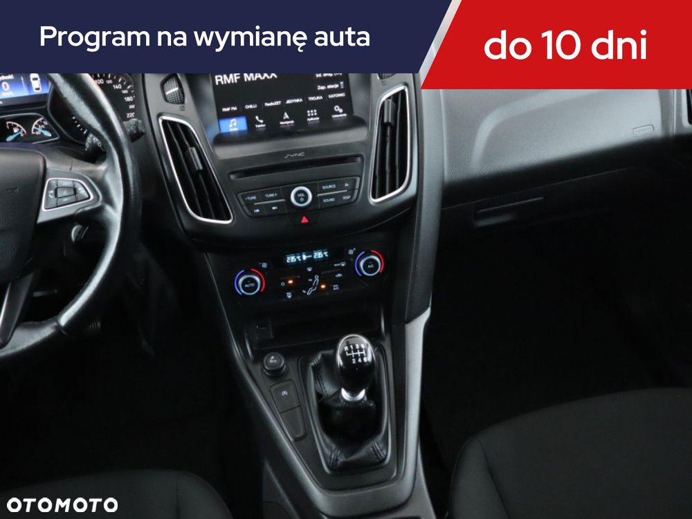 Ford Focus - 10