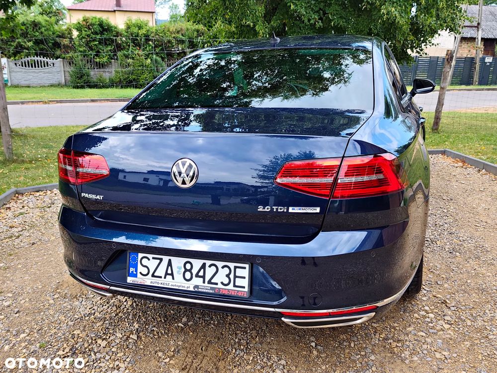 Volkswagen Passat - 20
