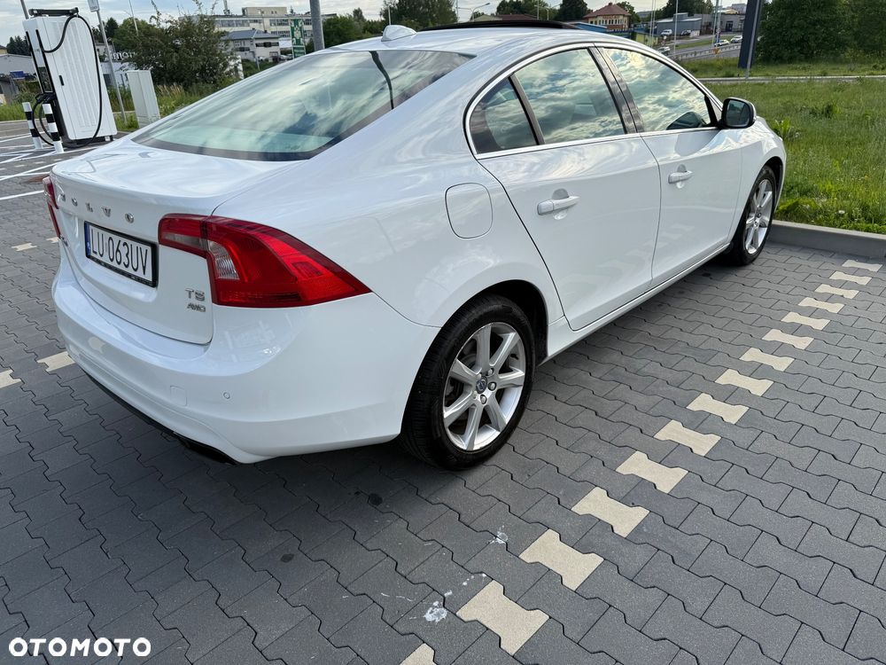 Volvo S60 2.5 T5 AWD - 4