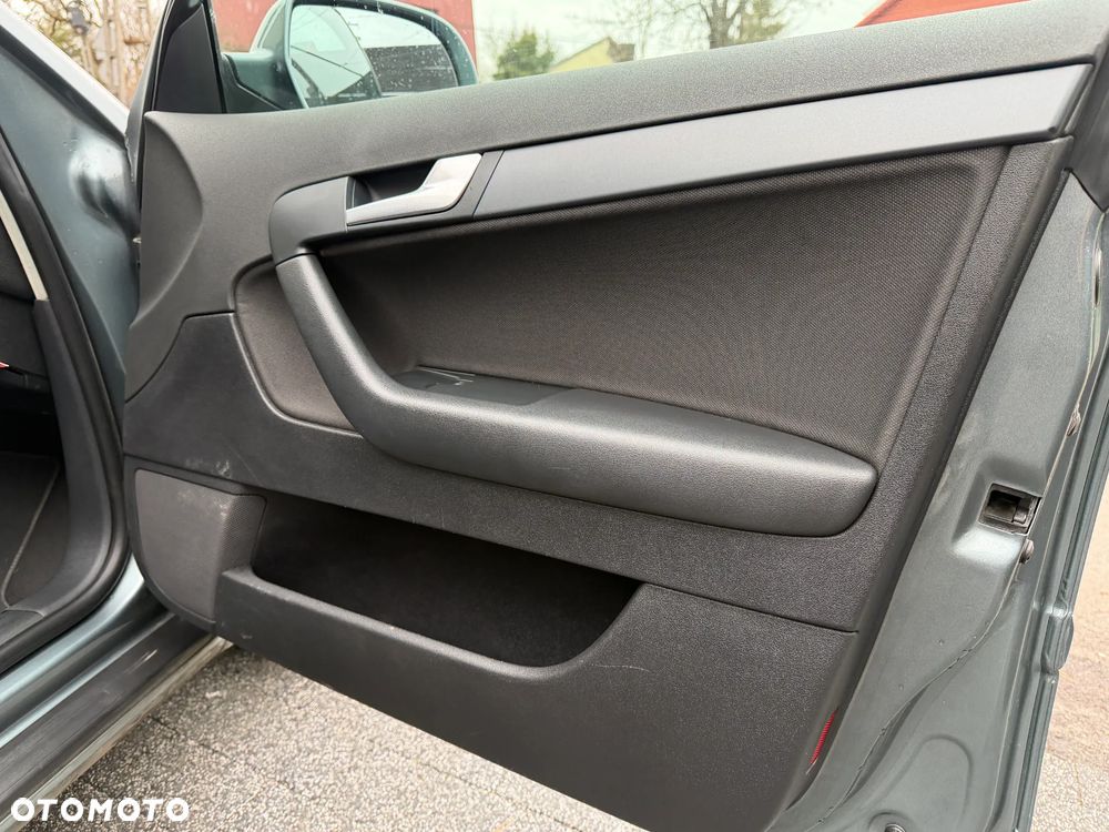 Audi A3 Sportback 1.6 TDI Ambiente - 8