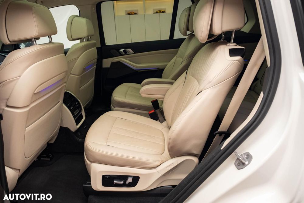 BMW X7 xDrive40d MHEV - 17
