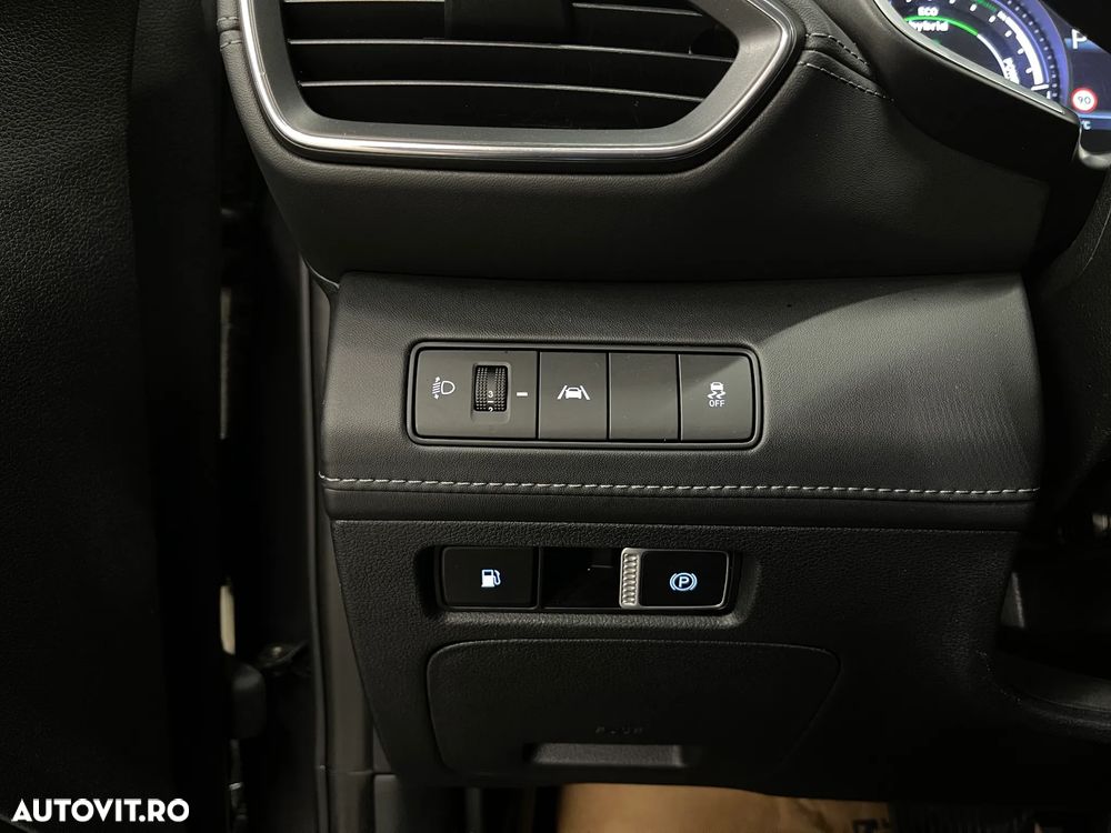 Hyundai Santa Fe 1.6 Plugin-Hybrid 4WD SEVEN Prime - 32