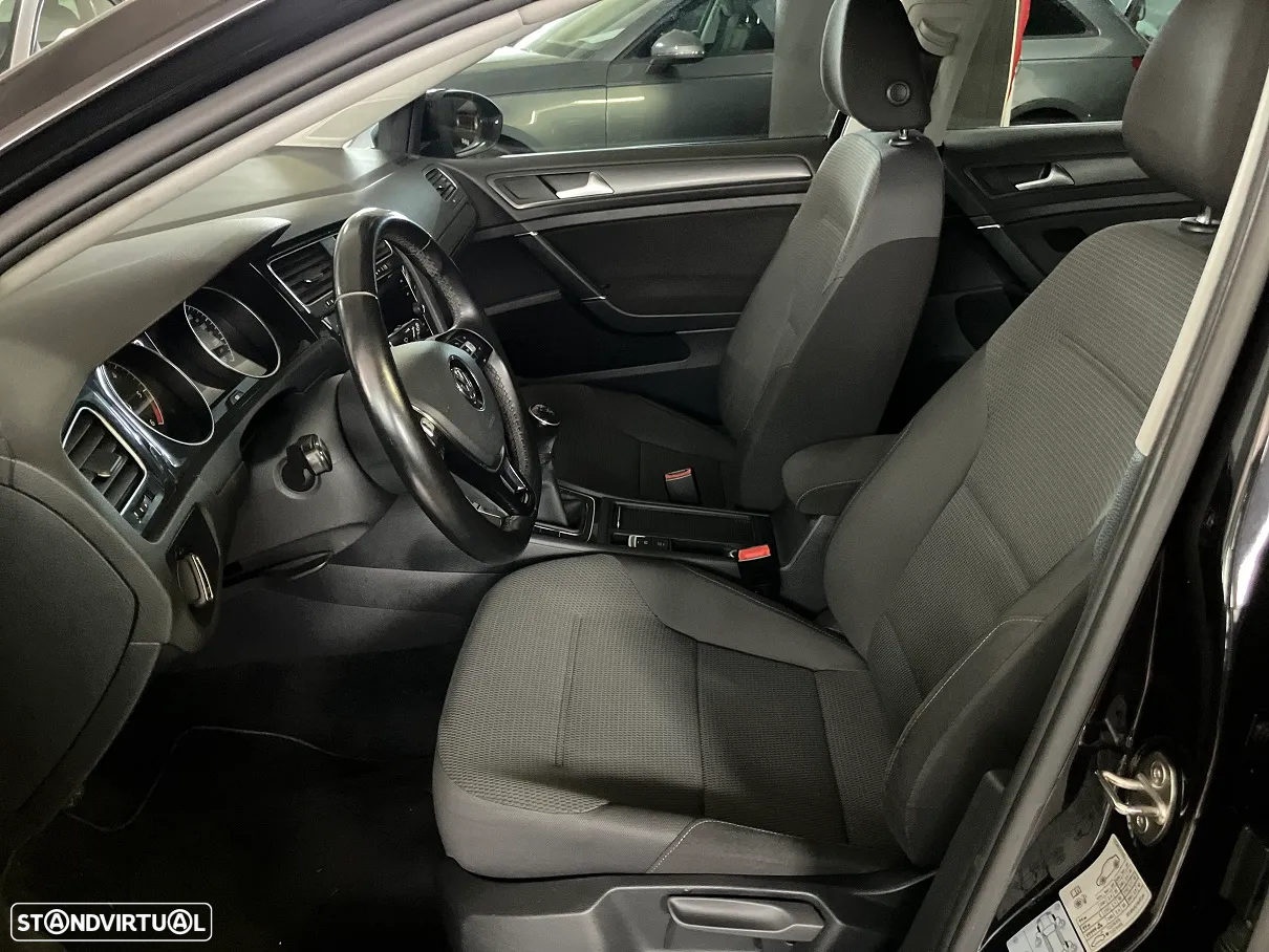 VW Golf Variant 1.6 TDi Confortline - 11
