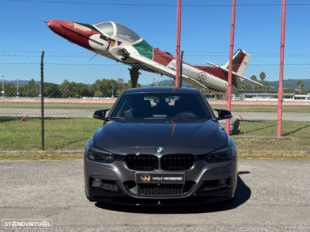 BMW 318 d Pack M - 8