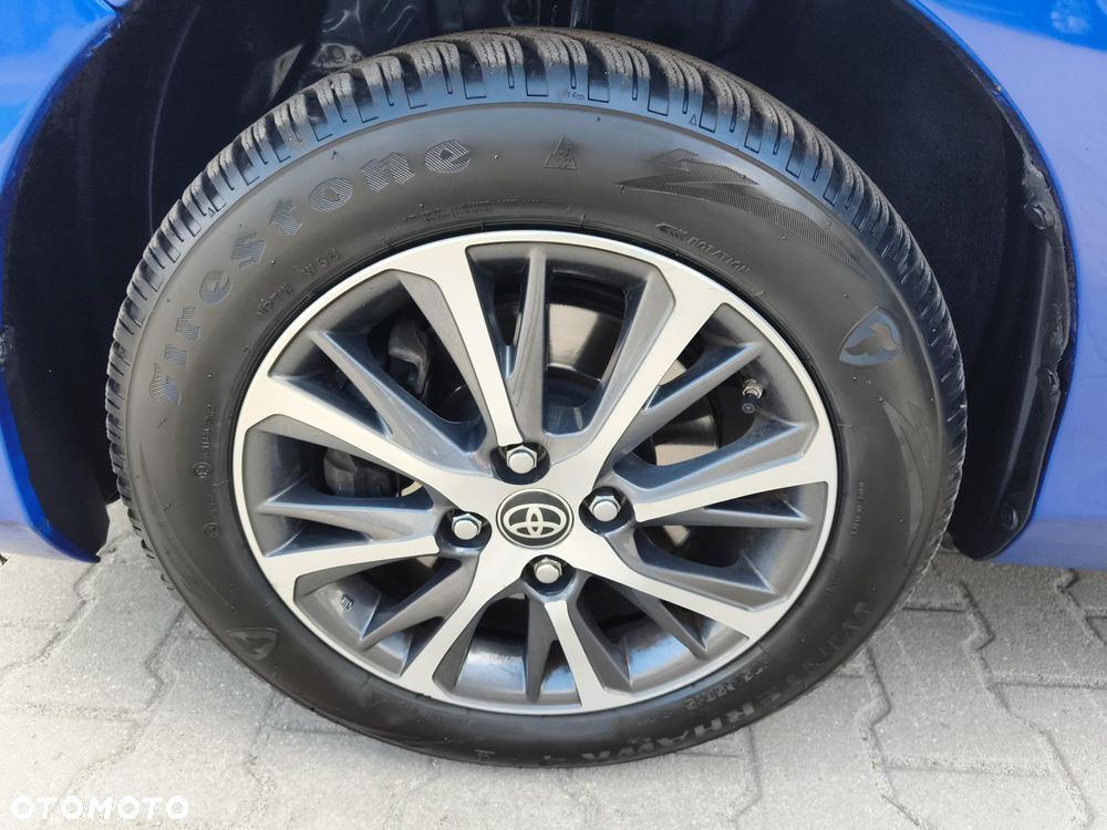 Toyota Yaris - 16